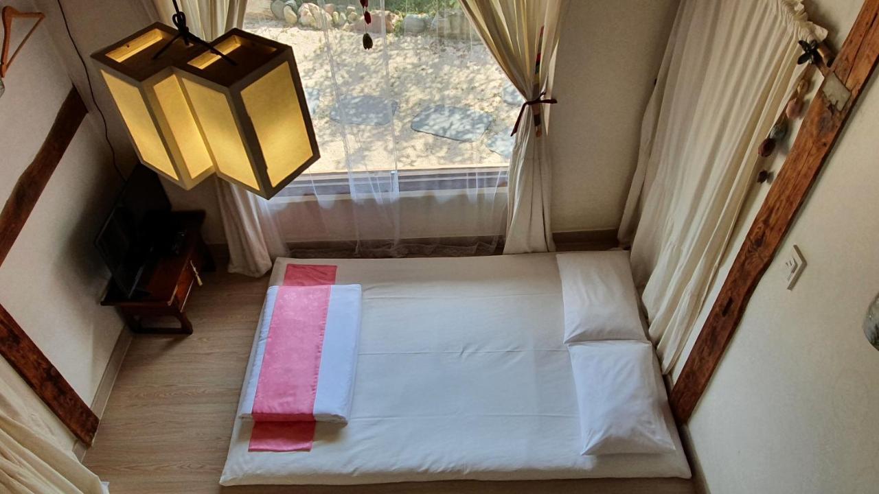 Greem Guesthouse จอนจู ภายนอก รูปภาพ