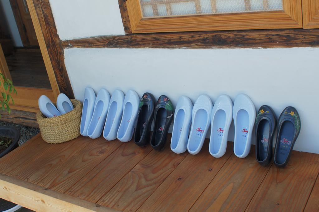 Greem Guesthouse จอนจู ภายนอก รูปภาพ
