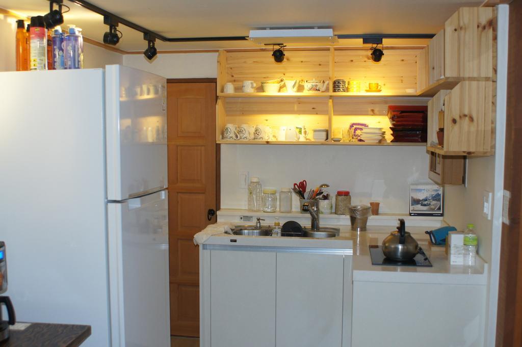 Greem Guesthouse จอนจู ภายนอก รูปภาพ
